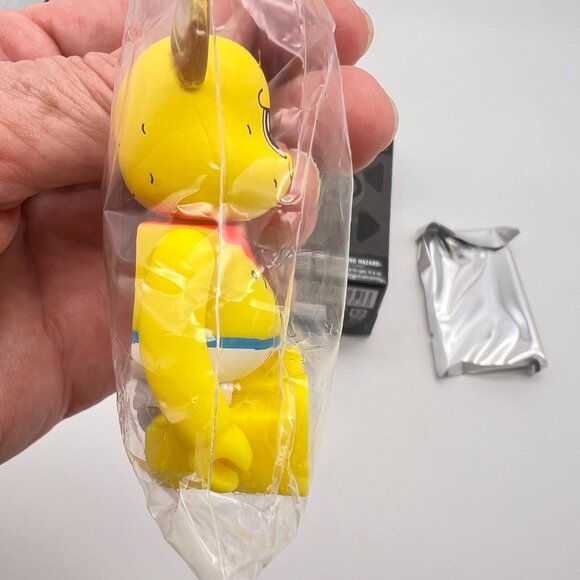 Bearbrick Series 48 Dress Up PEANUT Artist Medicom Be@rbrick 100% Figure - Picture 6 of 8